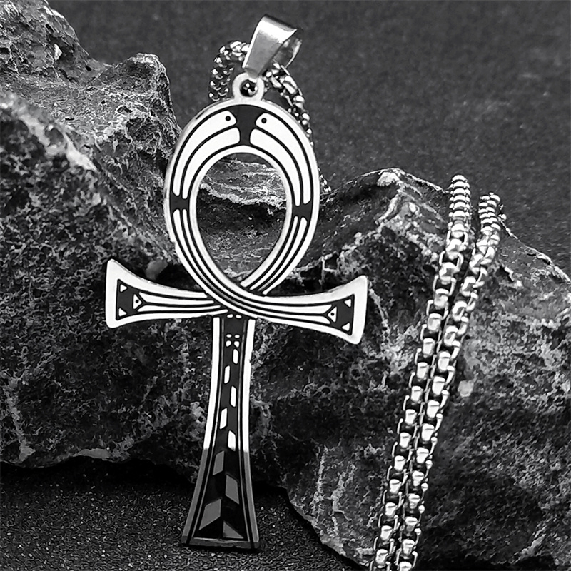 Collar con colgante de llave d - Men Fashion Egypt reseña y precio