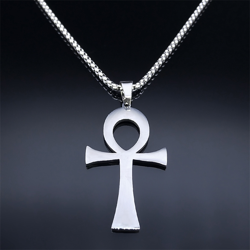 Collar con colgante de llave d - Men Fashion Egypt reseña y precio